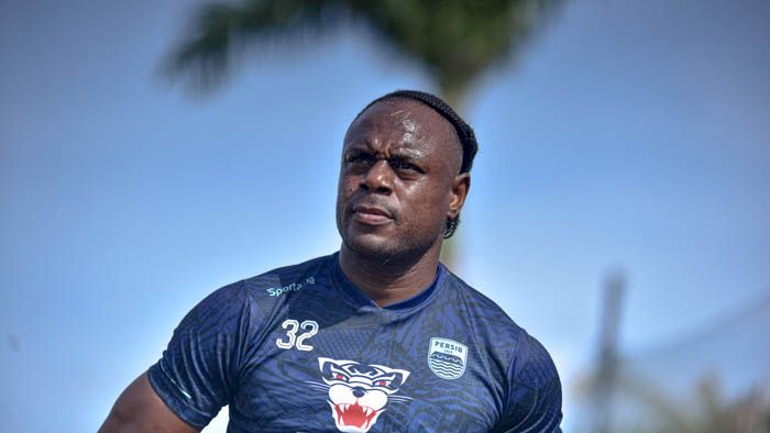 Victor Igbonefo Pilih Pergi ke Jakarta